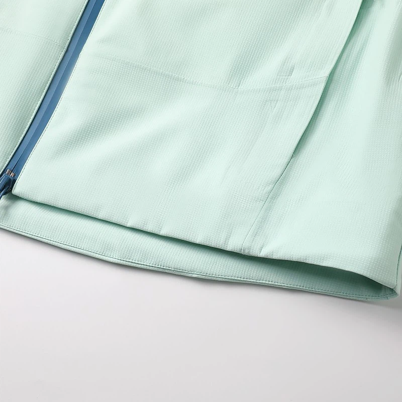 WOMEN'S VINCENT WINDBREAKER (5)